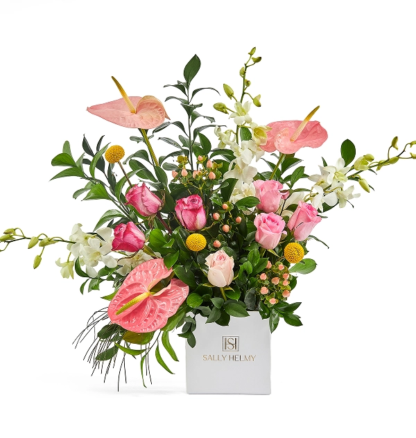 Layali Flower Arrangement – Luxury Gift for Special Occasions-Sally Helmy - Egypt